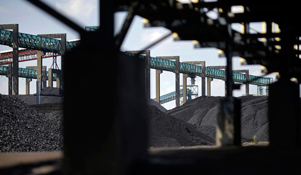 Shut off from conventional capital, US coal companies seek