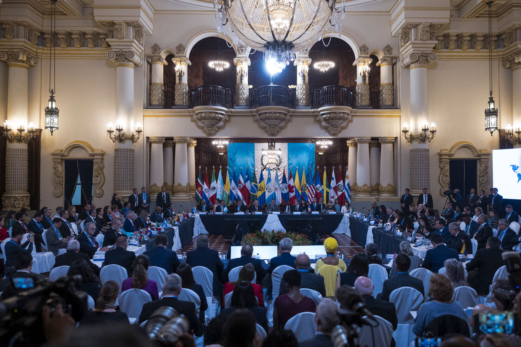 Participants in the Los Angeles Declaration on Migration and Protection ministerial meeting.